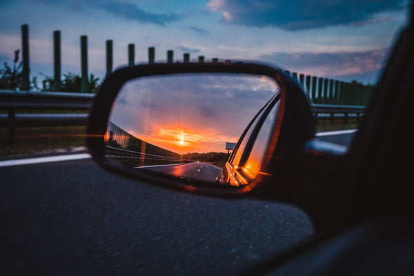 Anti-glare glasses for driving: see the road clearly on dark winter evenings